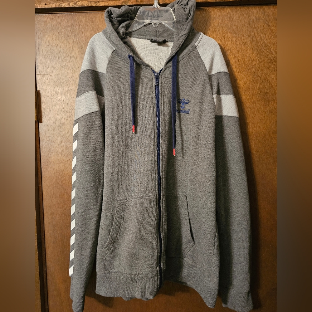 Hummel zip-up hooded sweatshirt